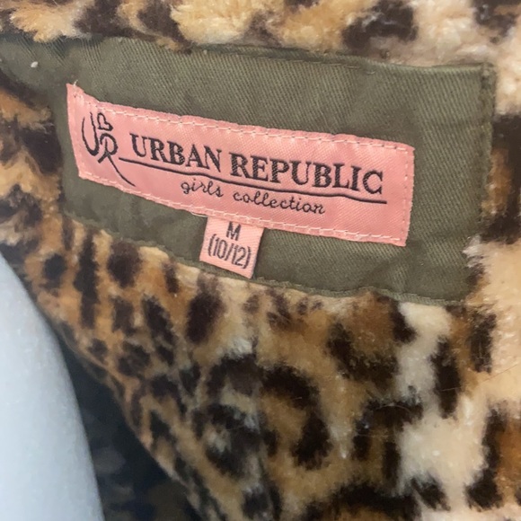 Jacket - Picture 4 of 4